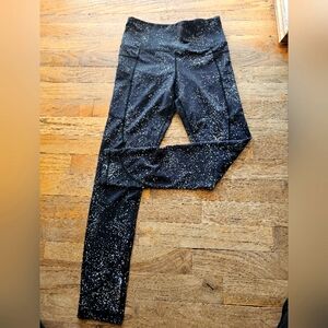 Zyia Black Reflective Pocket Light n Tight Hi-Rise Size 4